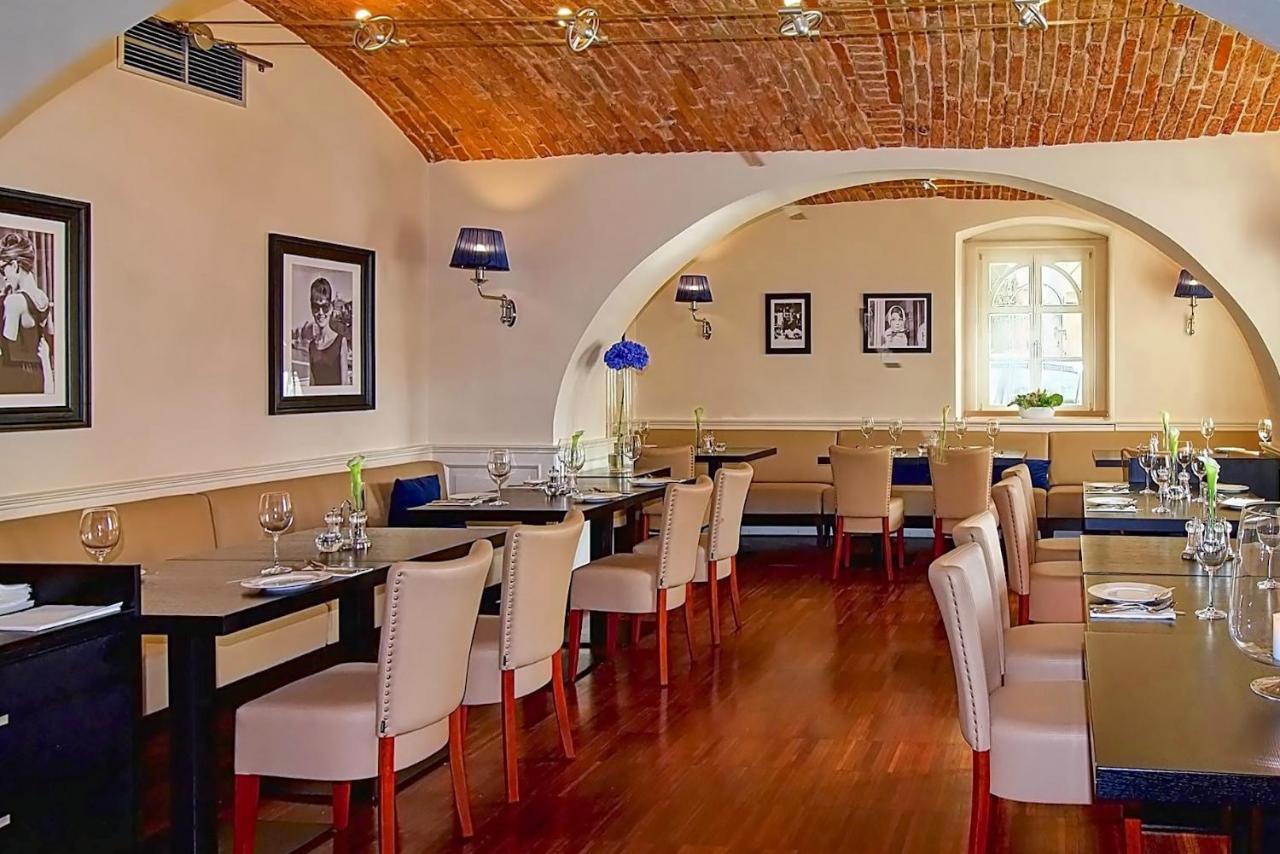 Gourmet Hotel Villa Patriot マリアーンスケー・ラーズニェ エクステリア 写真