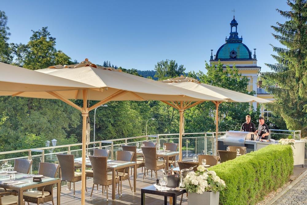 Gourmet Hotel Villa Patriot マリアーンスケー・ラーズニェ エクステリア 写真