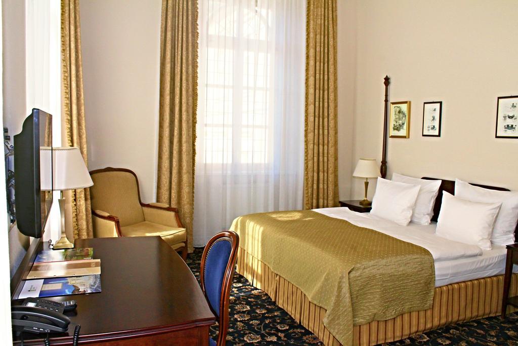 Gourmet Hotel Villa Patriot マリアーンスケー・ラーズニェ 部屋 写真