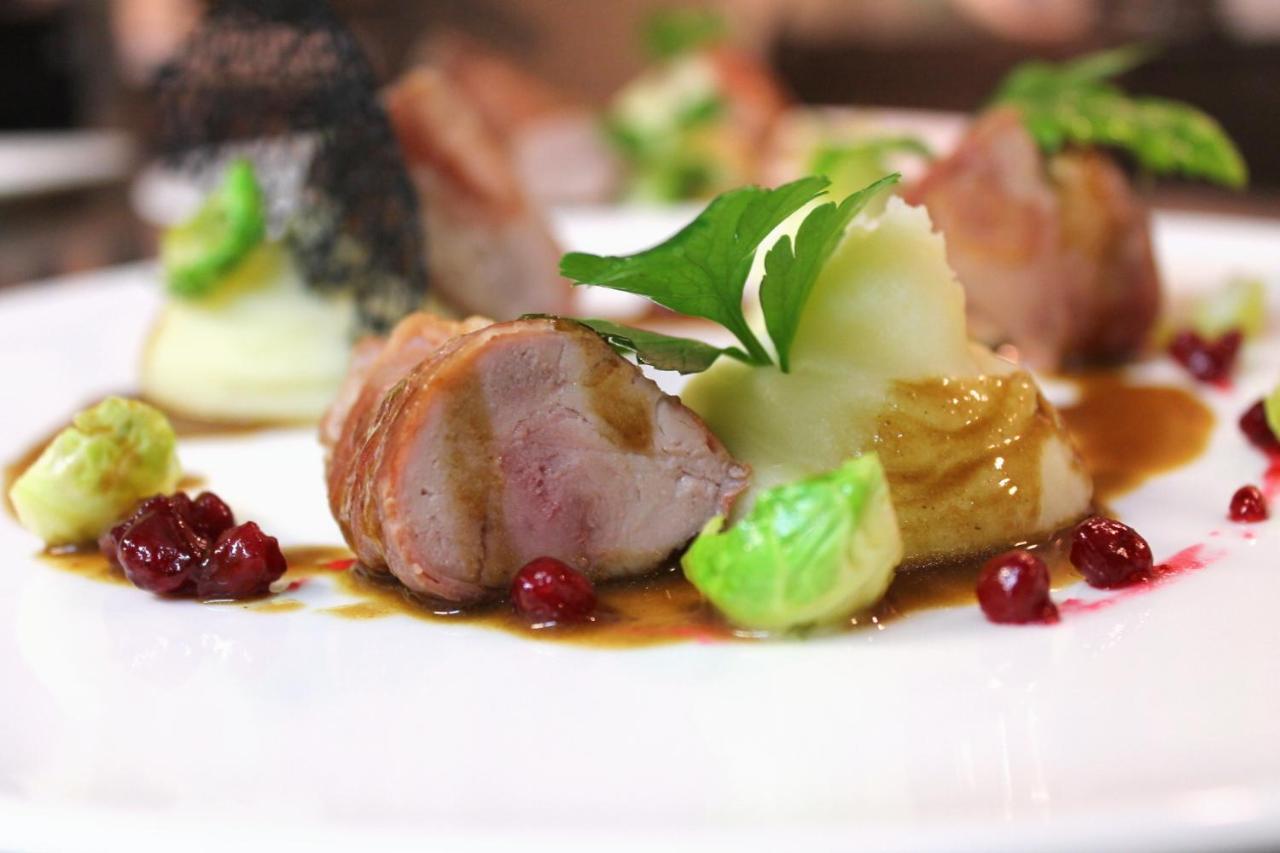 Gourmet Hotel Villa Patriot マリアーンスケー・ラーズニェ エクステリア 写真